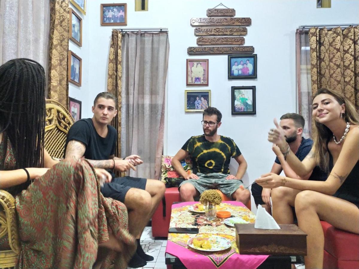 مبيت وإفطار مالانغ Griya Backpacker Pak Yon المظهر الخارجي الصورة