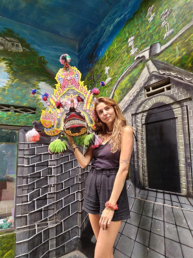 مبيت وإفطار مالانغ Griya Backpacker Pak Yon المظهر الخارجي الصورة