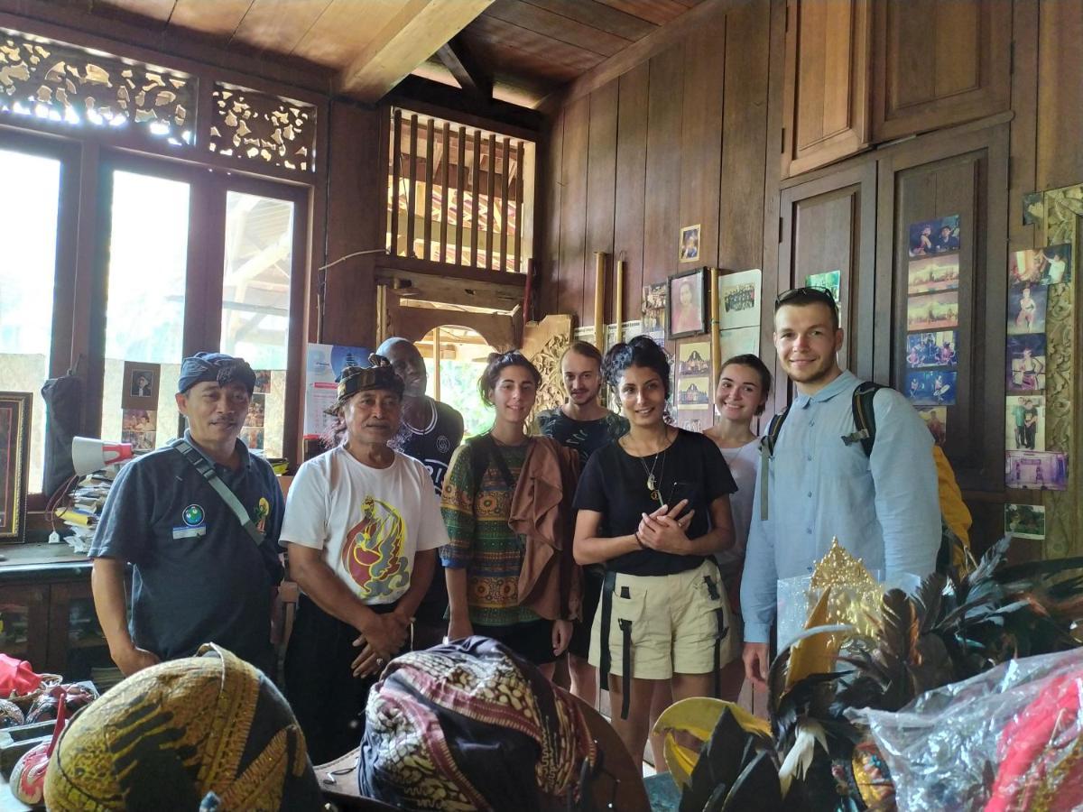 مبيت وإفطار مالانغ Griya Backpacker Pak Yon المظهر الخارجي الصورة